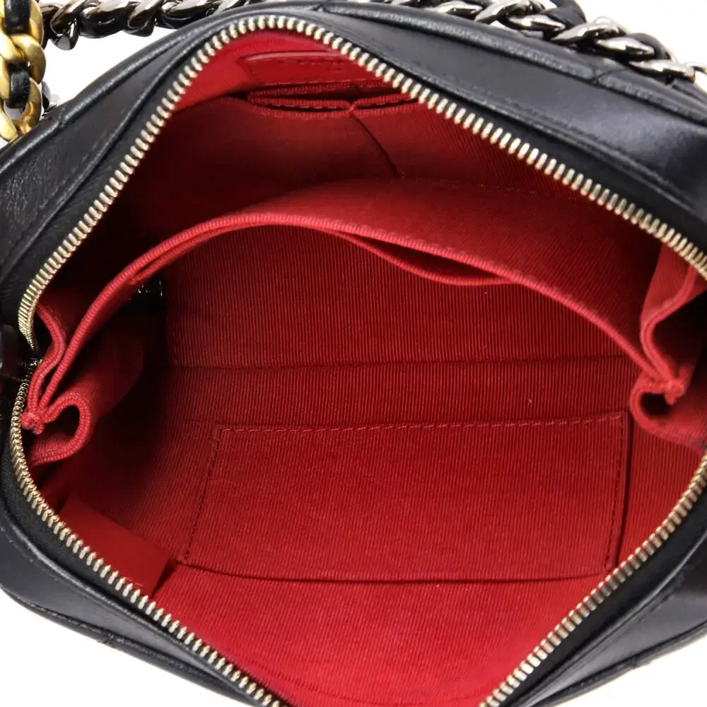 Chanel 19 Zipped Phone Holder Crossbody #266311C33B